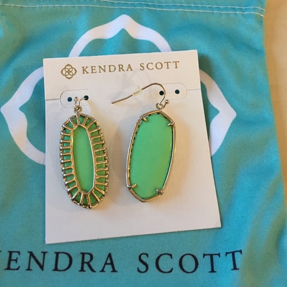 NWT Kendra Scott Dayla Earring in Mint - Picture 3 of 5